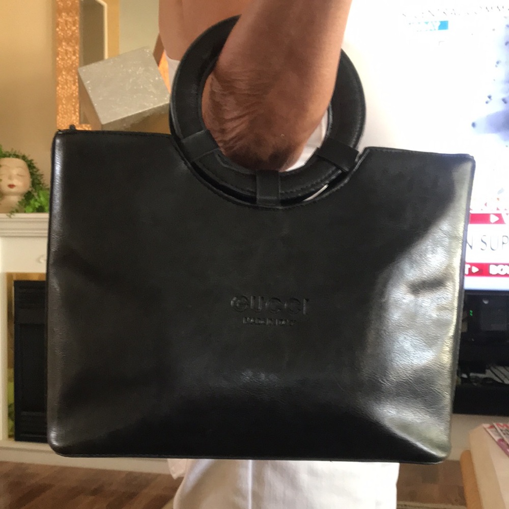 Gucci Black Leather Circle-Handle Tote - Picture 7 of 12